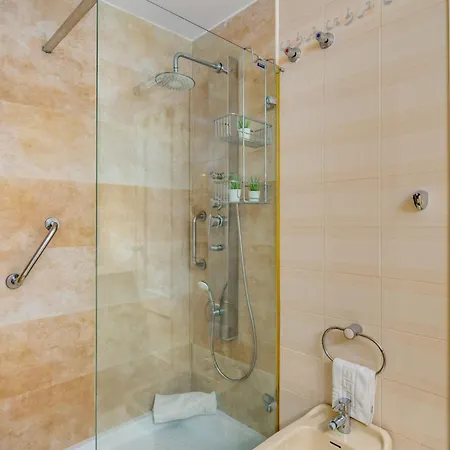 Edificio El Rey By Interhome * Fuengirola
